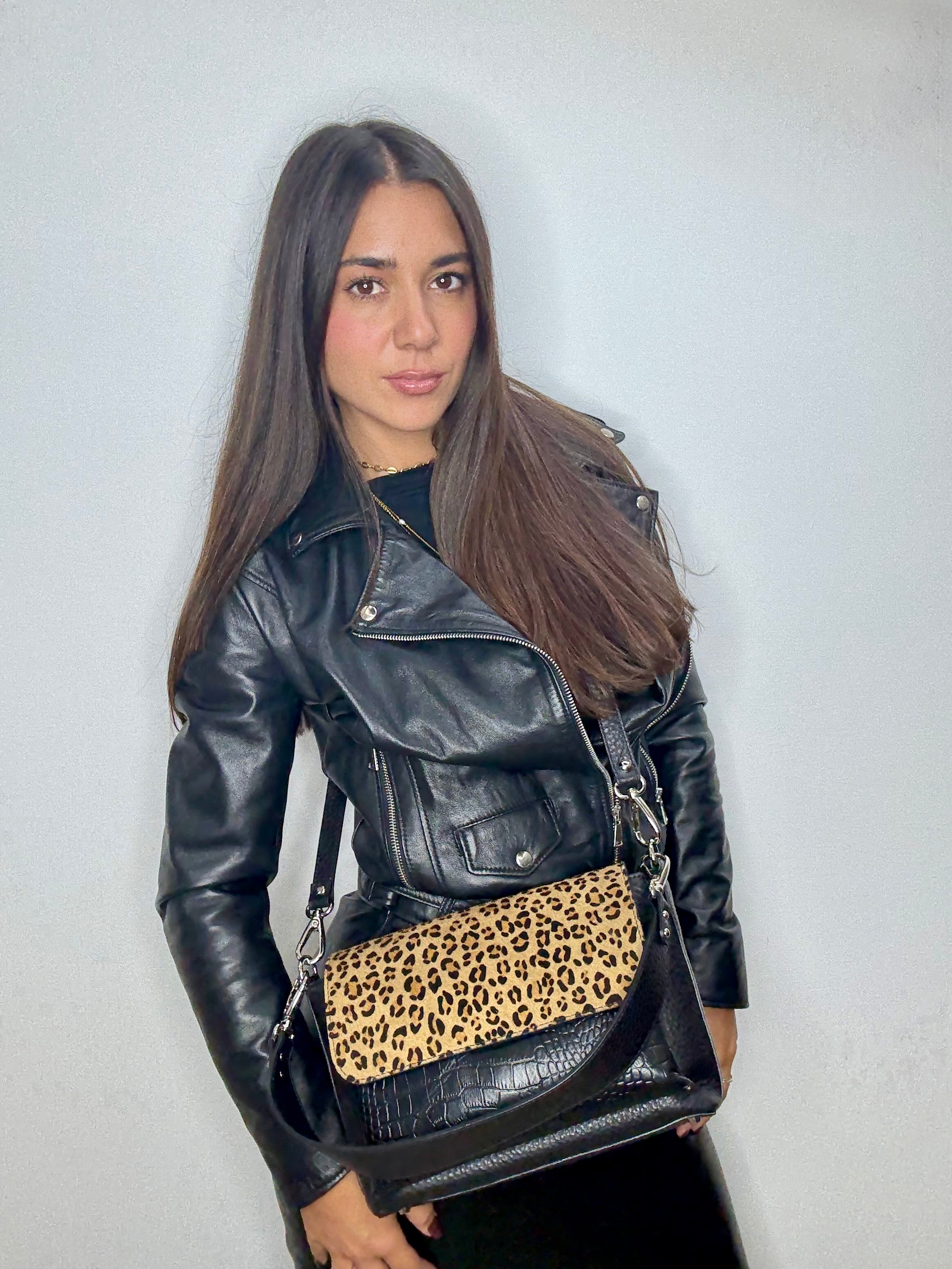 AFRICA - NERO CAVALLINO MACULATO