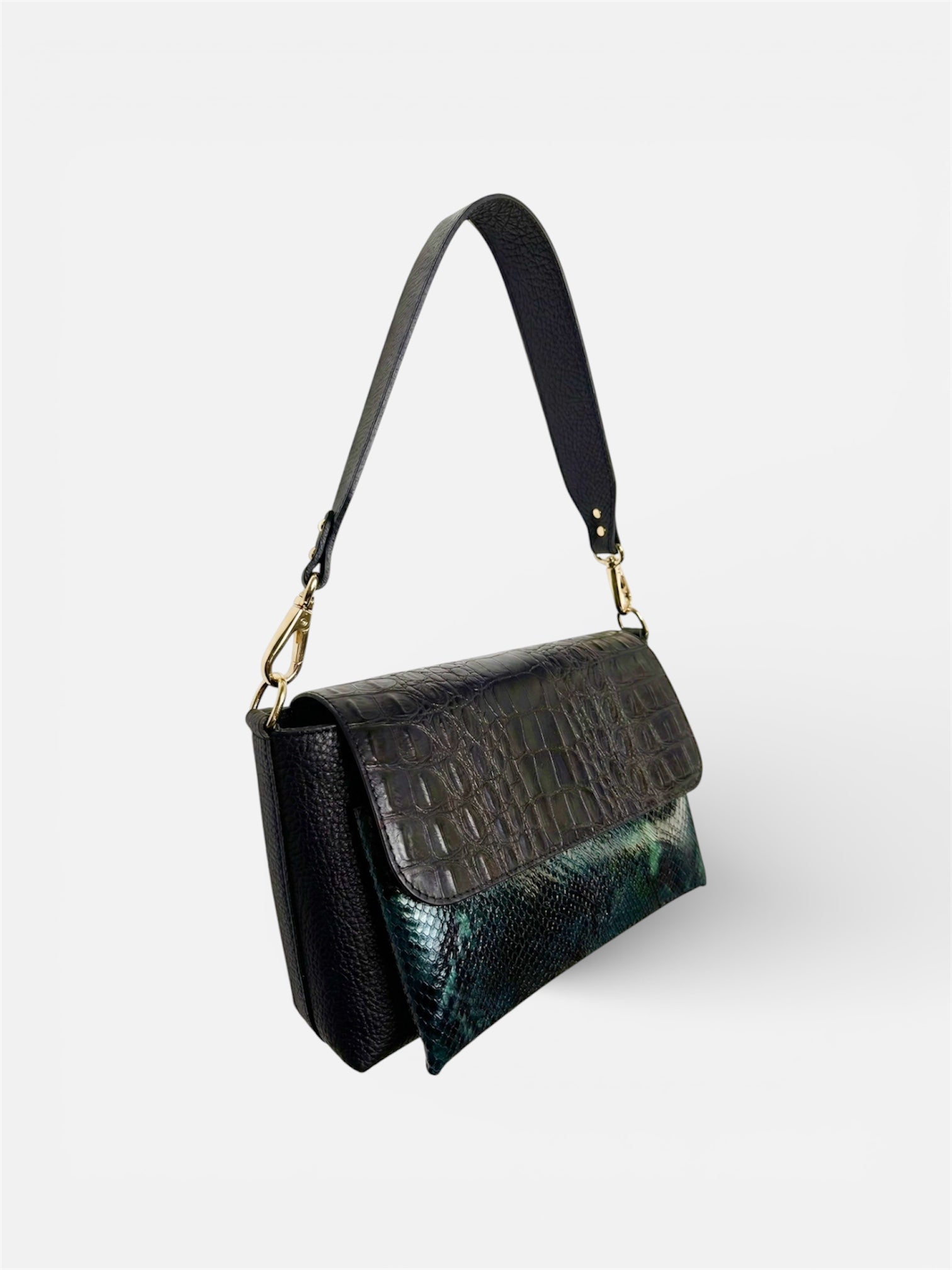 AFRICA - BLACK EMERALD
